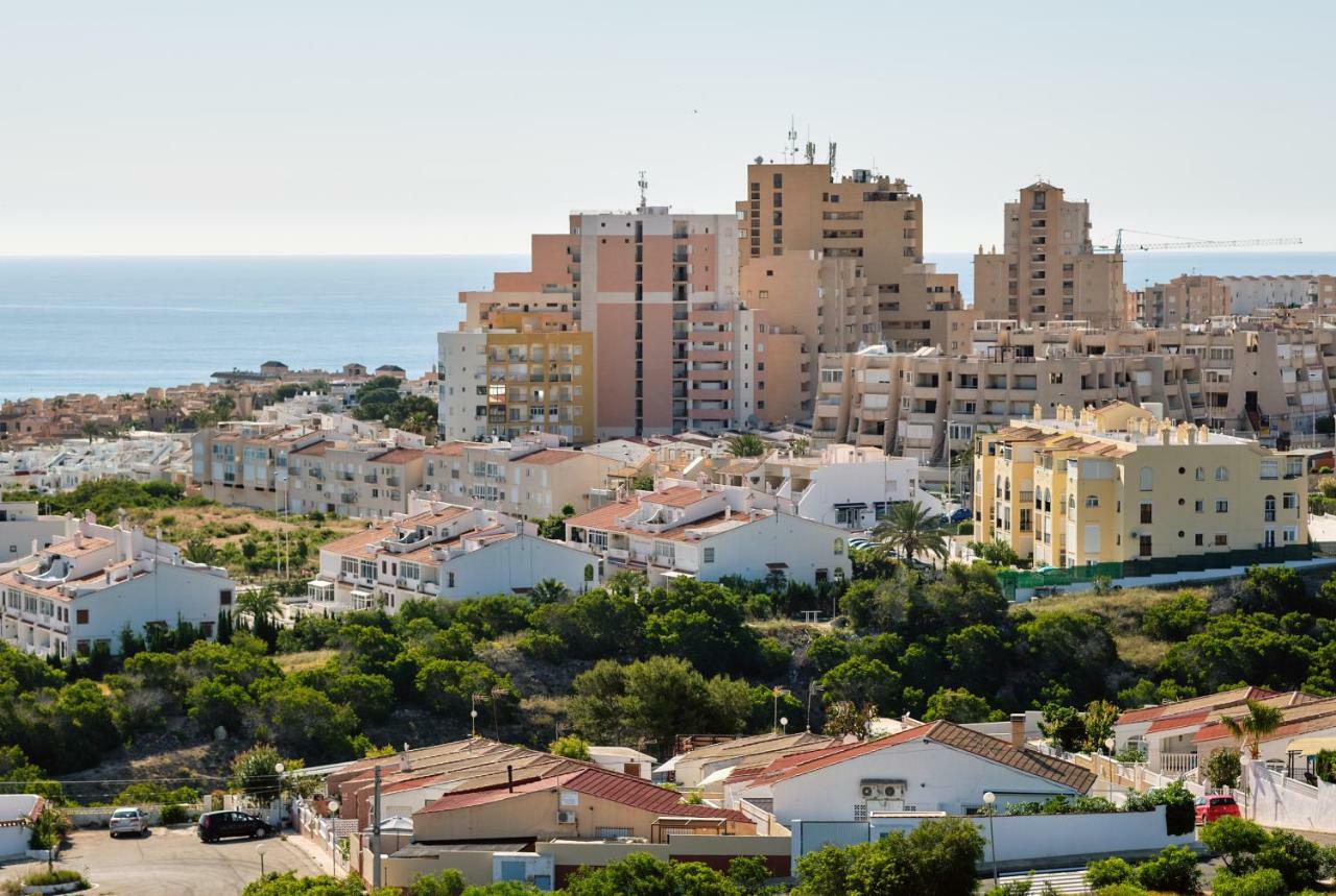 Estudio La Mata Torrevieja Luaran gambar